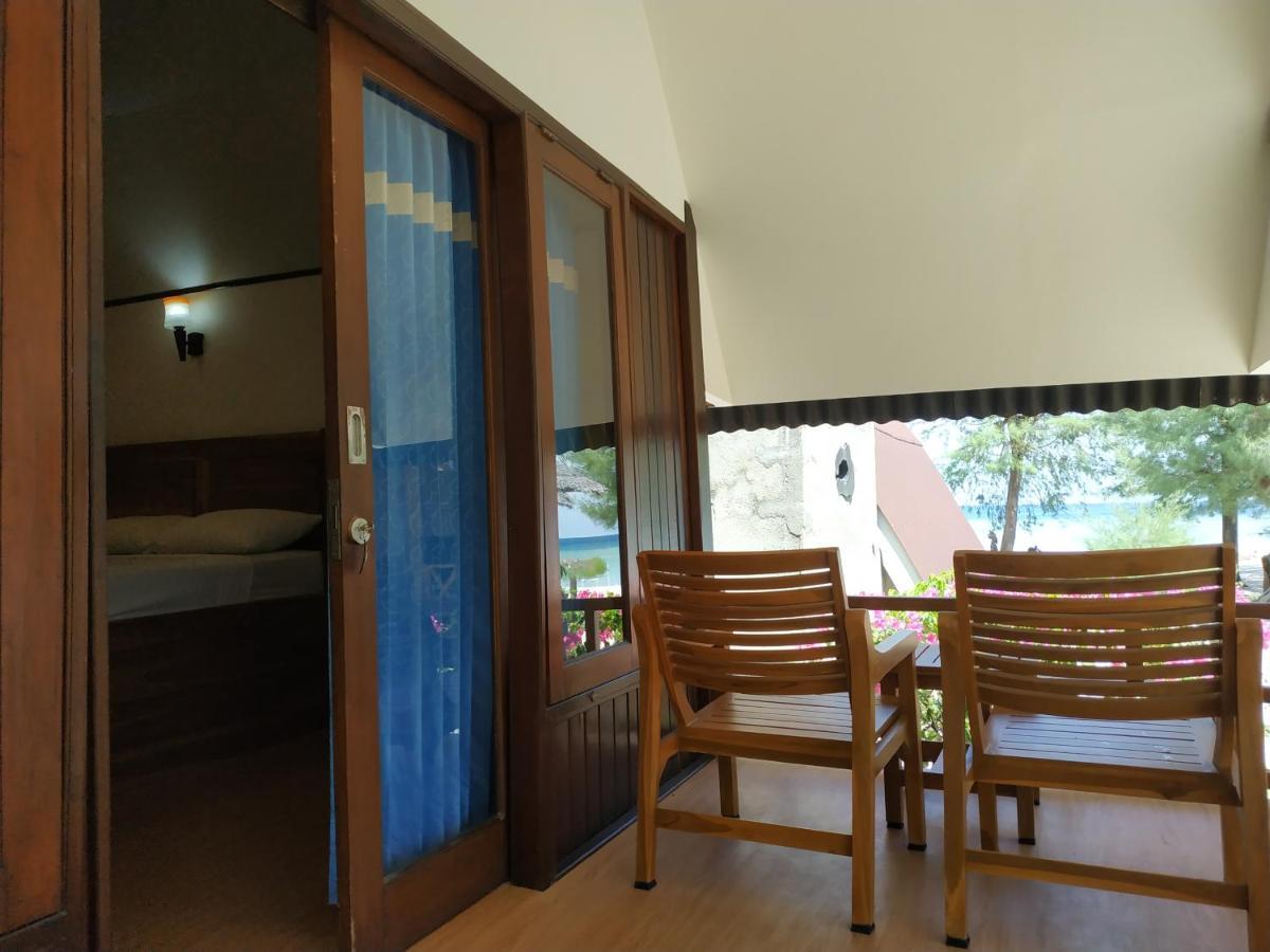 Bluecoral Bungalows Gili Meno Exterior foto