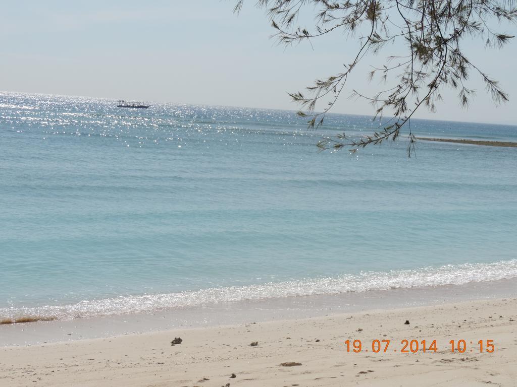 Bluecoral Bungalows Gili Meno Cameră foto